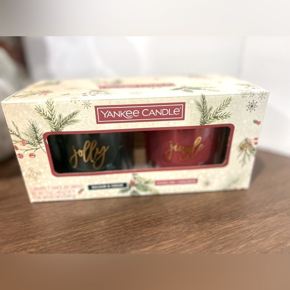 2) Yankee Candle Christmas Gift Set Balsam Cedar And Sparkling Cinnamon. - Picture 2 of 4